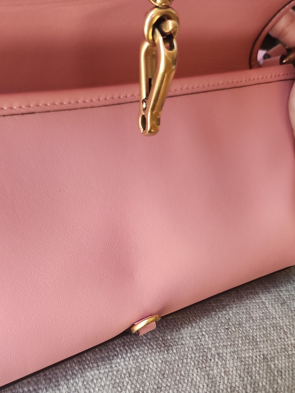COACH Hamptons Small Leather Shoulder Bag- Pink - Picture 6 of 16